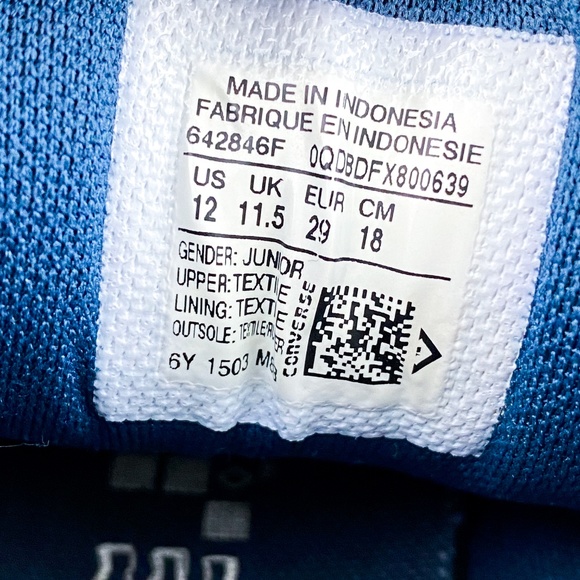 *SOLD* Converse Blue White Casual Kids Sneakers - Picture 6 of 7